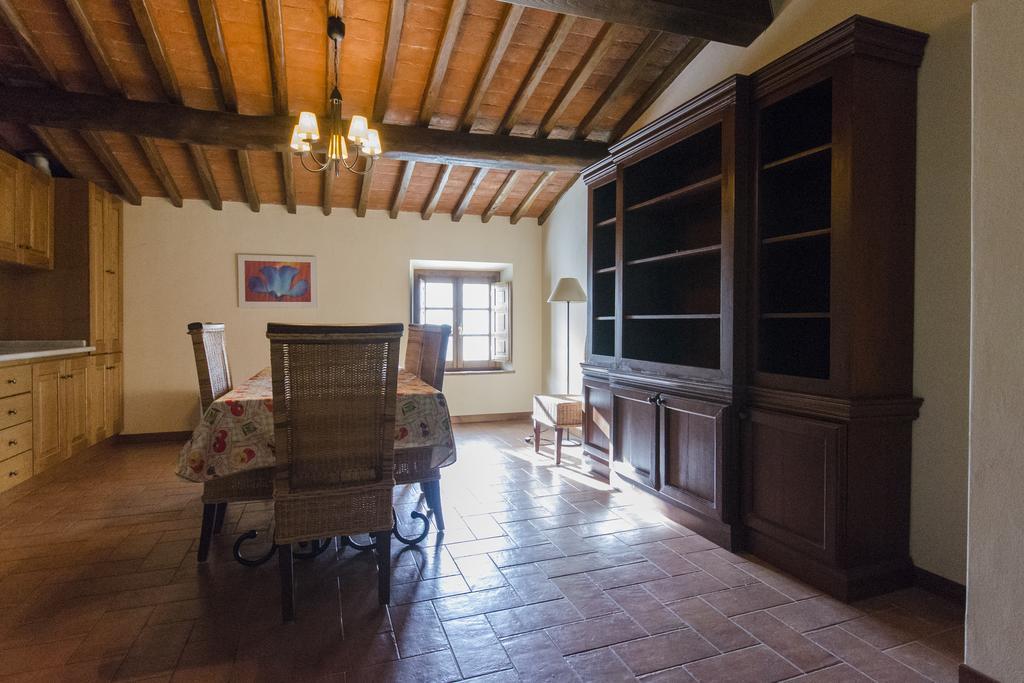 Frantoio Di Corsanico Apartment Luaran gambar