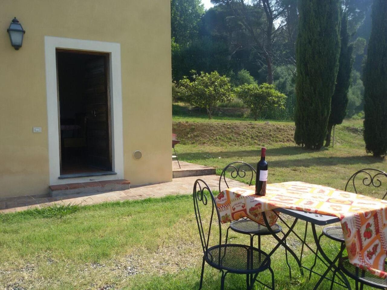 Frantoio Di Corsanico Apartment Luaran gambar